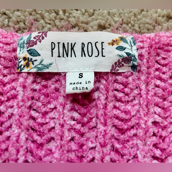 Pink Sweater! 💗 - Picture 2 of 3